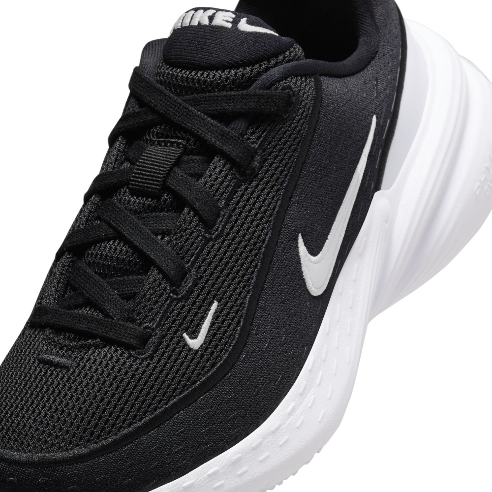 Кроссовки детские Nike UPLIFT SC (GS) IF1749-002 р.35 черные