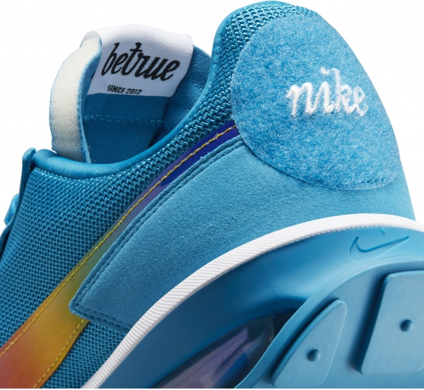 Кросівки Nike AIR MAX PRE-DAY BT DD3025-400 р.44,5 блакитний