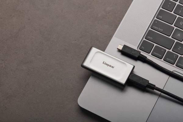 SSD-накопичувач Kingston 2000GB Portable USB Type-C TLC (SXS2000/2000G) 