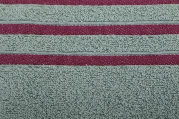 Рушник з бордюром 50x90 см полин/ бордовий Saffran 