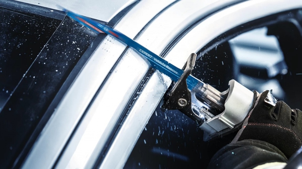 Пилка для шабельної пили Bosch S1157CHM Vehicle Rescue 2608900380