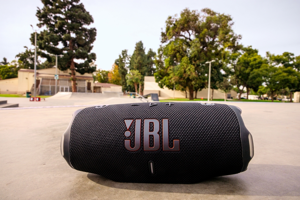 Портативна колонка JBL Charge 6 1.0 black (JBLCHARGE6BLK)
