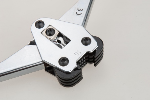 Скріплювальний пристрій С-3016 19 мм