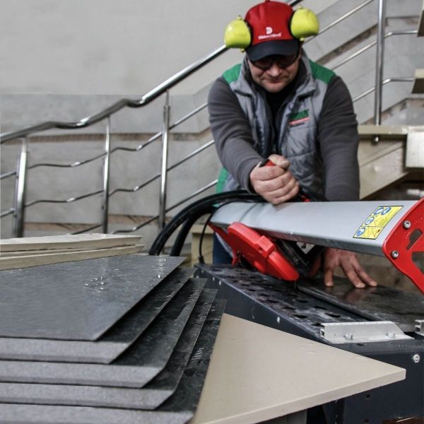 Диск алмазний відрізний Distar Edge 1A1R 200x1,4x25,4 кераміка, плитка, керамограніт 111 204 21 015