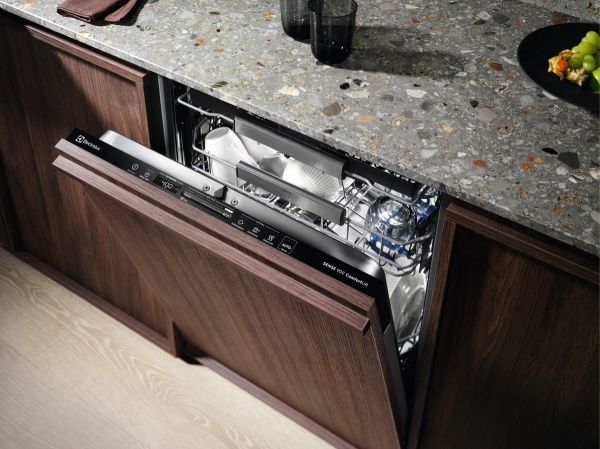 Вбудовувана посудомийна машина Electrolux EEC967300L