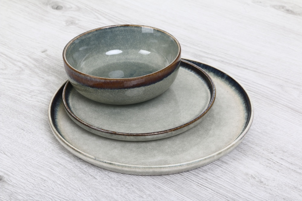 Тарелка обеденная Fiora Gaia 21 см зеленая