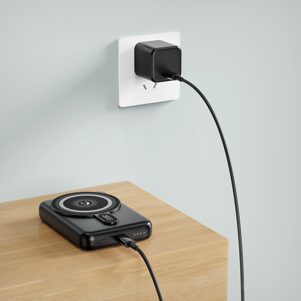 Повербанк із сонячною панеллю Xo PR264 10000 mAh black (PR264.black)