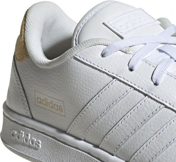 Кроссовки Adidas GRAND COURT SE FW3301 р.UK 7,5 белый