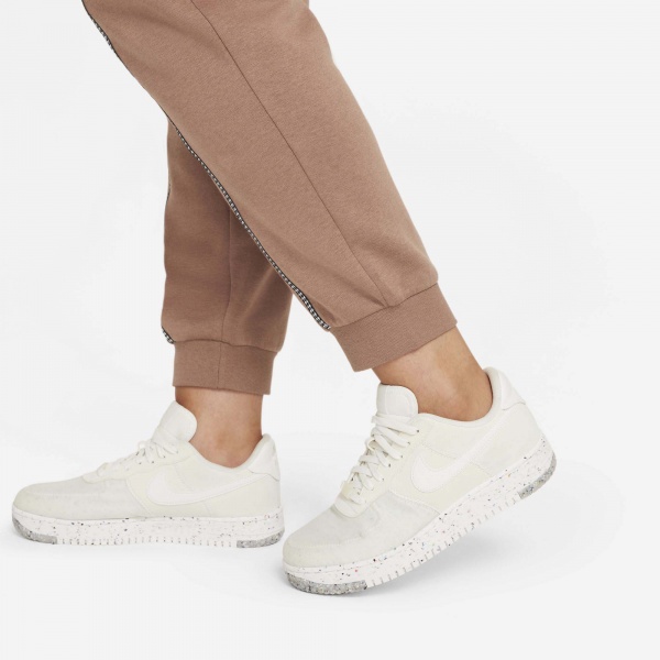 Штани Nike W NSW ICN CLSH FLC MR JGGR DD5029-256 р. S бежевий