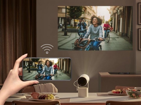 Проектор Samsung SP-LFF3CLAXXUA The Freestyle 2nd-Gen White