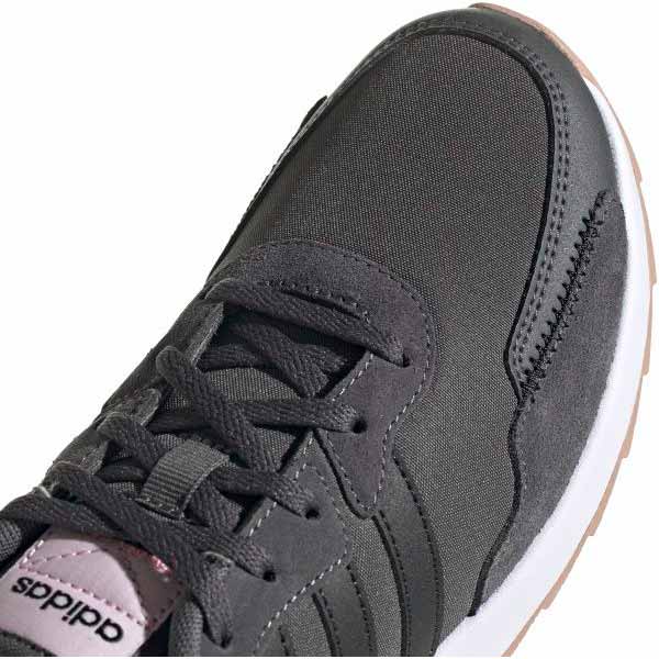 Кроссовки Adidas RETRORUN FY8417 р.UK 7 черный