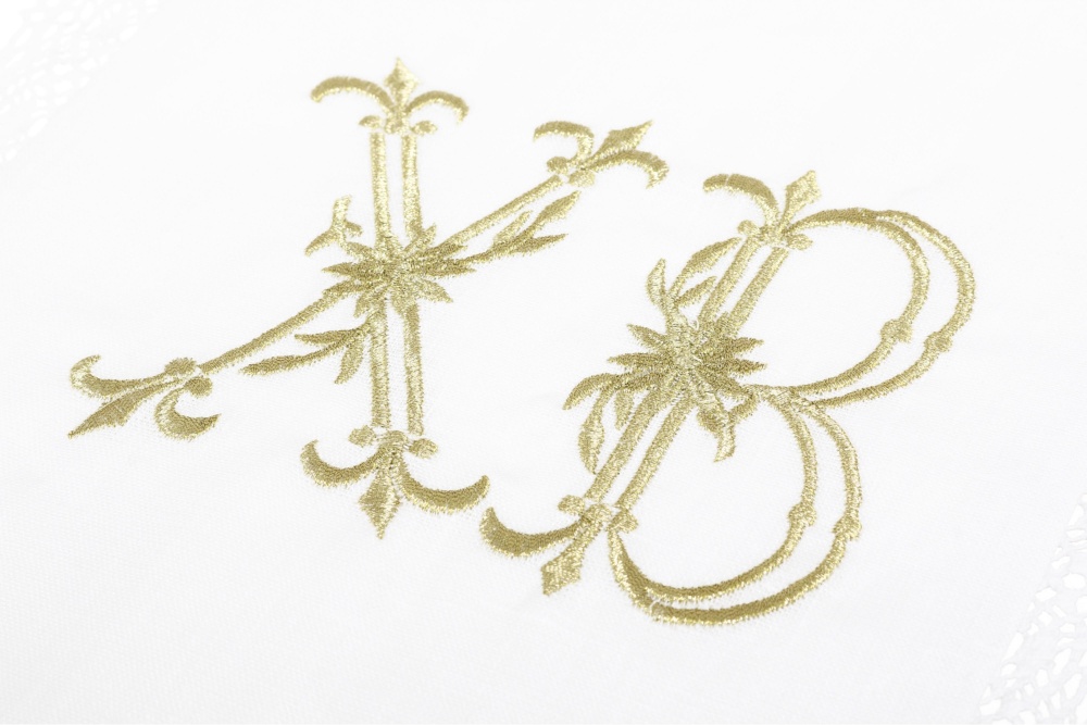 Рушник великодній ХВ з мереживом 40x75 см білий із золотим