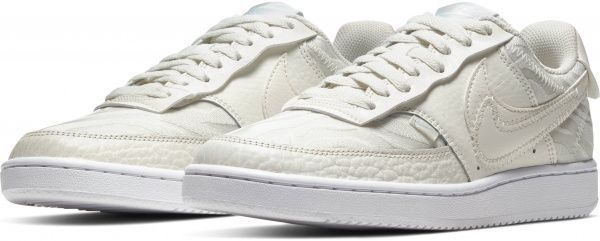 Кросівки Nike WMNS COURT VISION LO PRM CI7599-100 р.US 7,5 білий