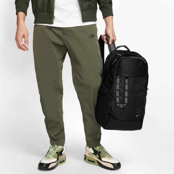 Рюкзак Nike Sportswear Essentials BA6143-011 черный