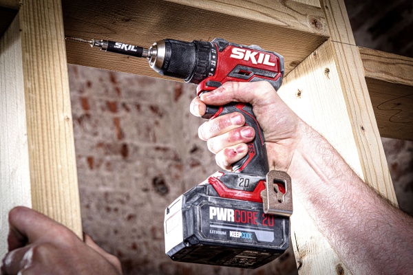 Шуруповерт акумуляторний SKIL Compact DD1E3065CA