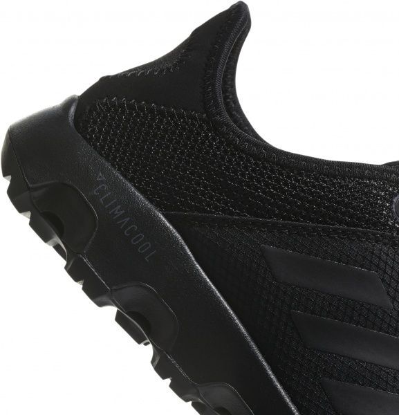 Кроссовки Adidas TERREX VOYAGER H.RDY CM7535 р.UK 7 черный