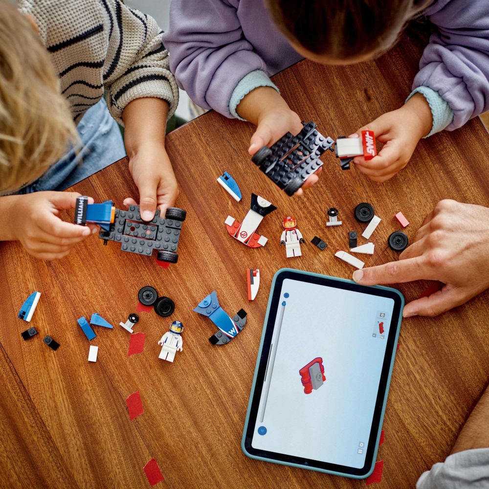 Конструктор LEGO City Автомобили для гонки F1® команд Williams Racing и Haas F1® 60464