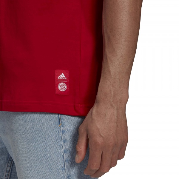 Футболка Adidas FCB TEE GR0680 р.M червоний