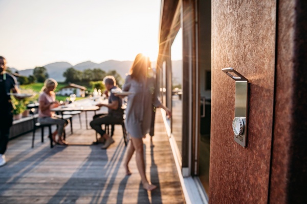 Открывалка для бутылок Johnny Catch Magnet Hoefats