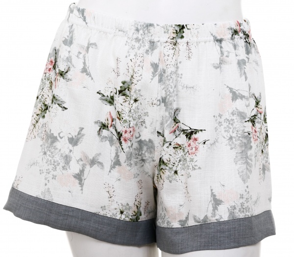 Шорти Trio жіночі SUMMER принт квітковий букет р. M молочний
