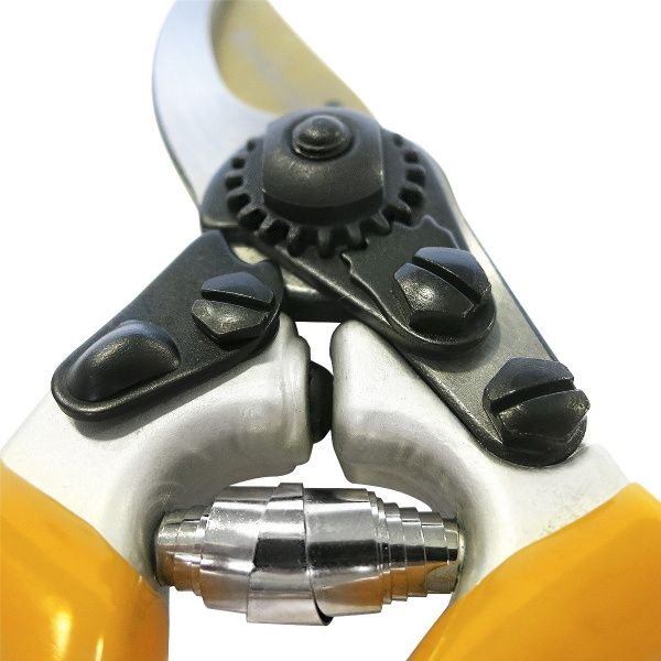 Секатор Gruntek Z-25 215 мм 