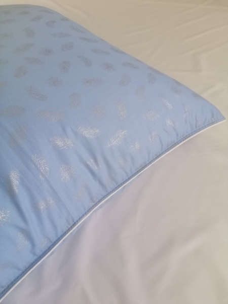 Подушка пухо-перовая с кантом UP! (Underprice) 70x70 см голубой