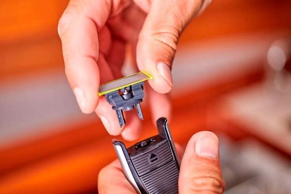 Триммер Philips OneBlade Pro QP6520/20