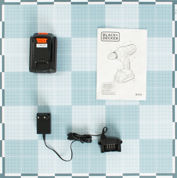 Шуруповерт акумуляторний Black+Decker Multievo™ MT218KB