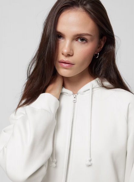 Джемпер Outhorn SWEATSHIRT F0732 OTHAW23TSWSF0732-11S р.S белый