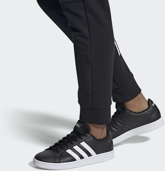Кросівки Adidas GRAND COURT BASE EE7900 р.UK 10 чорний