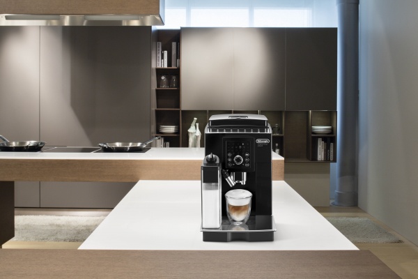 Кофемашина Delonghi ECAM 23.260B Cappuccino Smart 