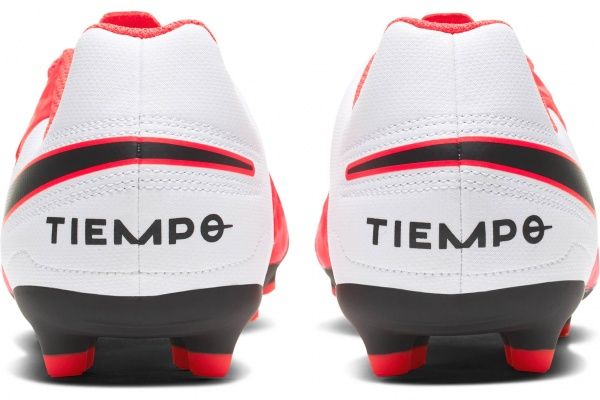 Бутси Nike JR LEGEND 8 CLUB FG/MG AT5881-606 р. 3,5Y чорний