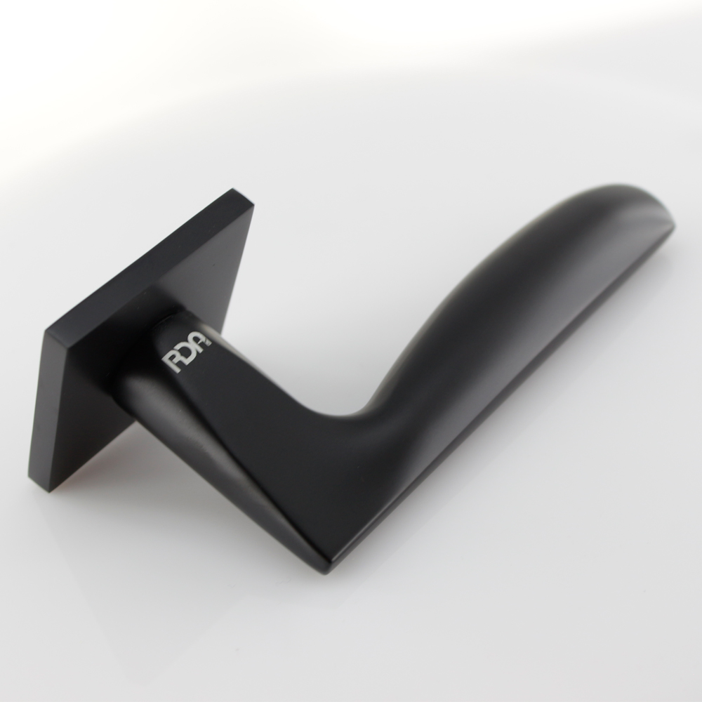 Ручка на розетці RDA LINK матовий чорний