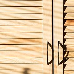 Жалюзійні дверцята