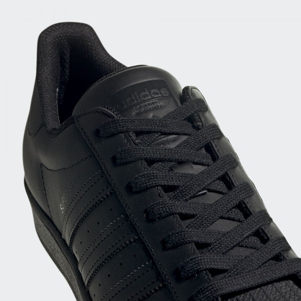 Кроссовки Adidas SUPERSTAR EG4957 р.7,5 черный
