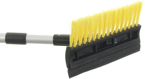 Телескопическая щетка Auto Assistance AA2262 с поворотным механизмом, скребком и водосгоном 64-92 см