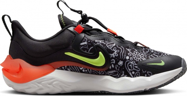 Кросівки Nike RUN FLOW JP DV3106-001 р.37,5 чорний