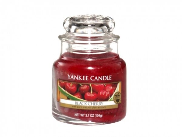 Свеча Black Cherry 411 г Yankee Candle