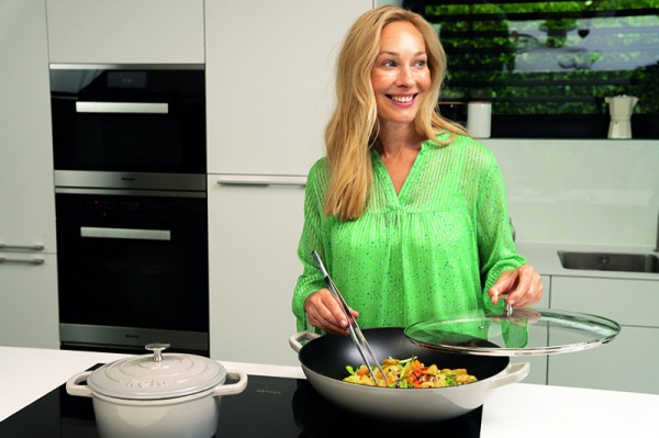 Сковорода WOK із кришкою Calido 36 см 12610 Kela