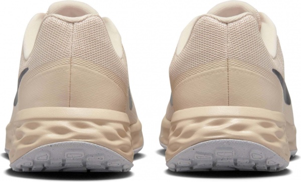 Кроссовки Nike REVOLUTION 6 NEXT NATURE DC3728-101 р.40,5 бежевый