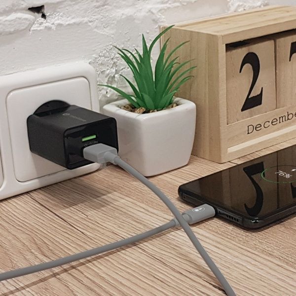 Зарядное устройство MakeFuture 2.4A 2USB Auto-ID Black + кабель MicroUSB MCWC-M22BK