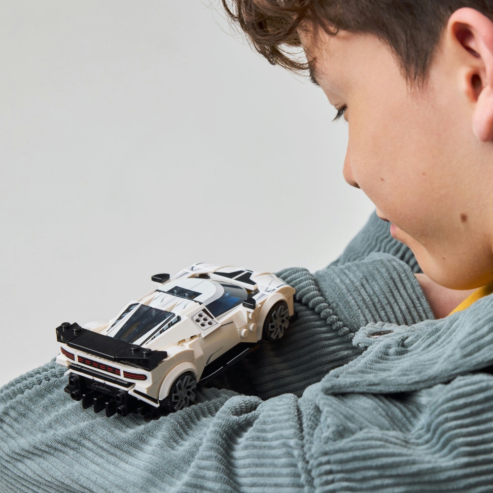 Конструктор LEGO Speed Champions Спортивный гиперкар Bugatti Centodieci 77240