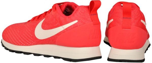 Кроссовки Nike MD Runner 2 Eng Mesh 916797-600 р.7,5 розовый