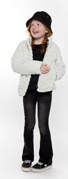 Джинсы NWM для девочек р.140 черный U44066-1 