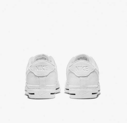 Кросівки Nike WMNS NIKE COURT LEGACY NN DH3161-101 р.39 білий
