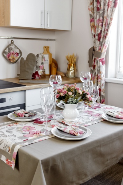 Скатерть Цветок однотон серый 133x180 см La Nuit 