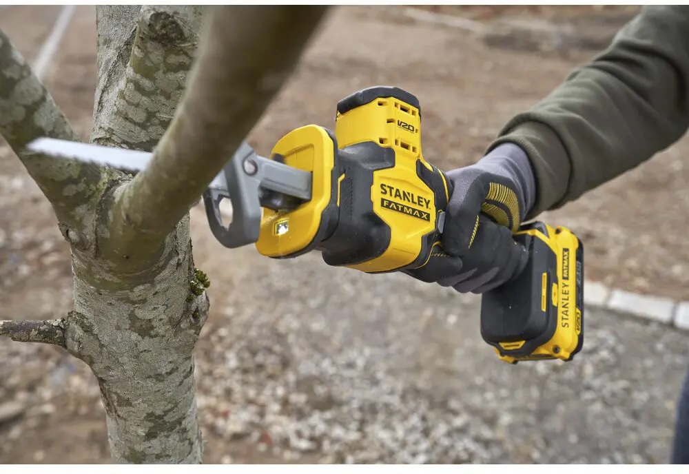 Пила сабельная Stanley FatMax SFMCS305B