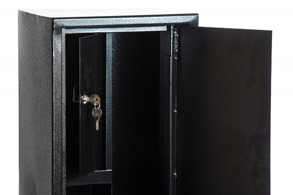 Сейф оружейный Metalzavod ЯОУ-1100 черный (2 ружья + трейзер) 