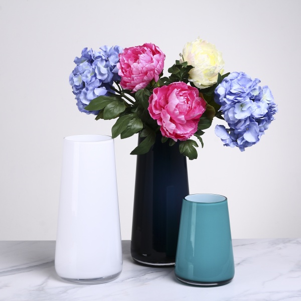 Ваза Wrzesniak Glassworks Maestro 34 см белая 