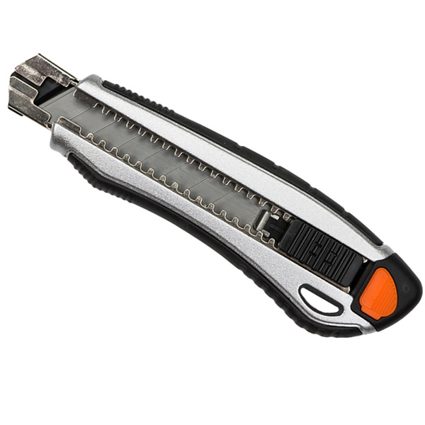 Ніж сегментний Montero  XD-828